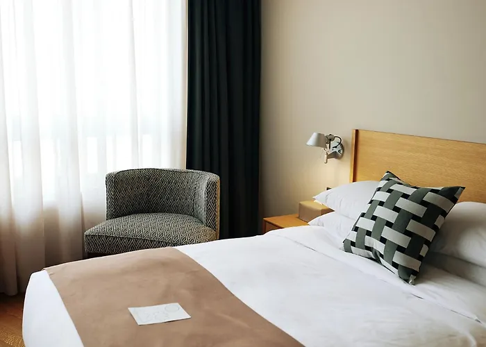Hotel La Casa 3*