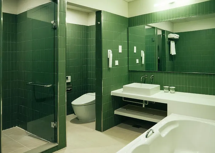 Hotel La Casa 3*