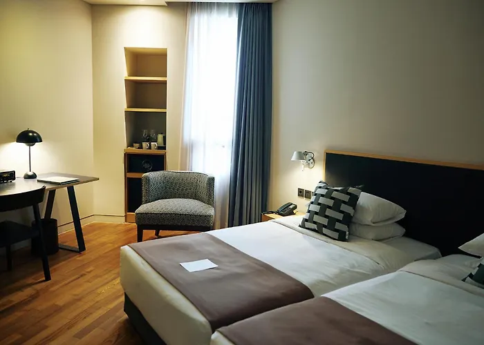 La Casa Hotel